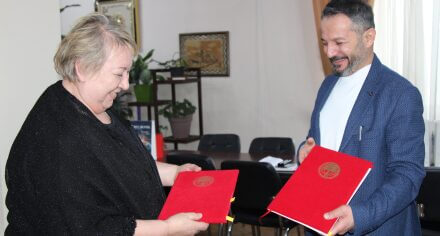 КММА «Turkish health clinic» менен кызматташуу келишимине кол койду